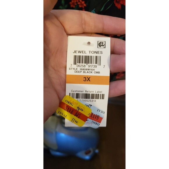 NWT - Charter Club - Black Floral Blouse - 3X - Picture 5 of 5